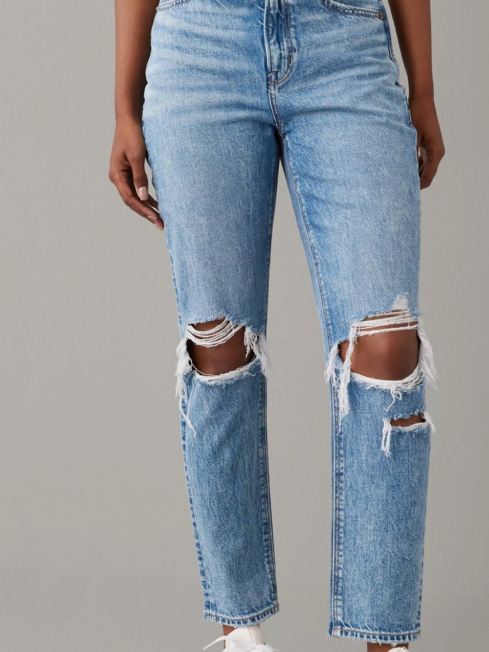 American Eagle 4S mom jeans